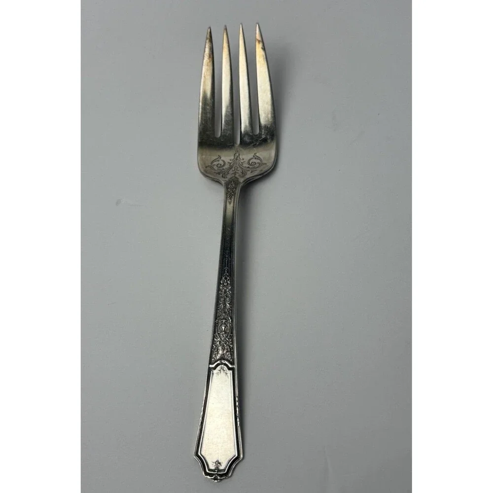 1847 Rogers‎ Bros 1924 Ancestral Meat Serving Fork Antique Victorian Silverplate